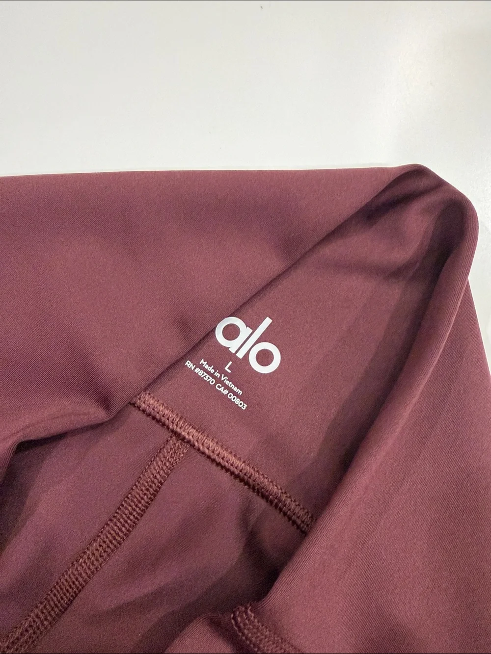 ALO Yoga Kids Burgundy Performance Leggings
